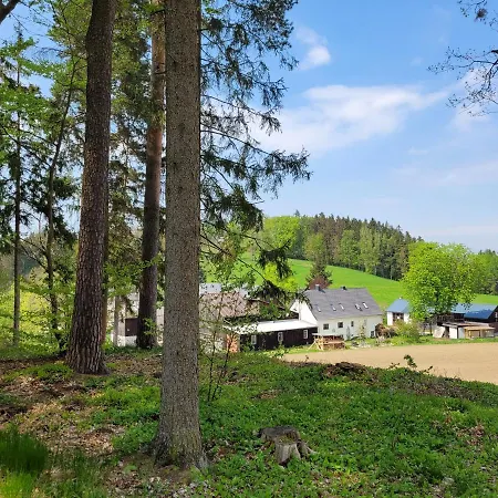 Ruhig Gelegene, Moderne - Hot Tub Und Sauna Gegen Aufpreis Apartment Neuhaus an Der Eger