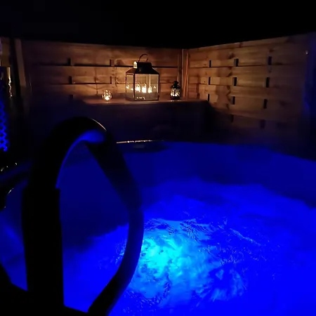 Ruhig Gelegene, Moderne - Hot Tub Und Sauna Gegen Aufpreis Neuhaus an Der Eger